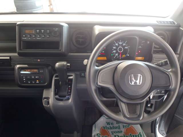Honda N-VAN 12