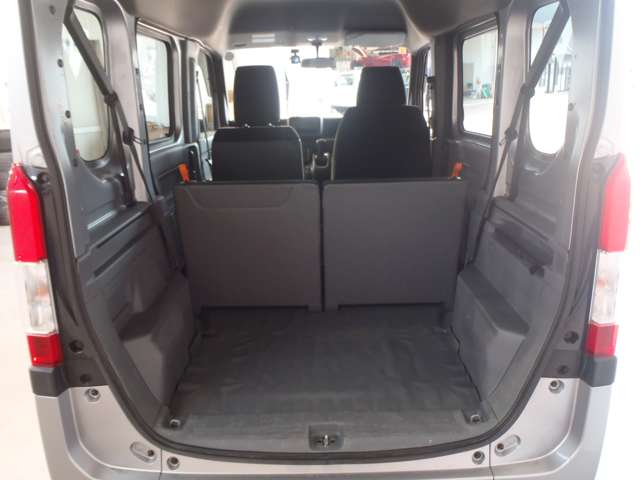 Honda N-VAN 10