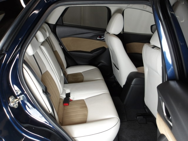 Mazda CX-3 11