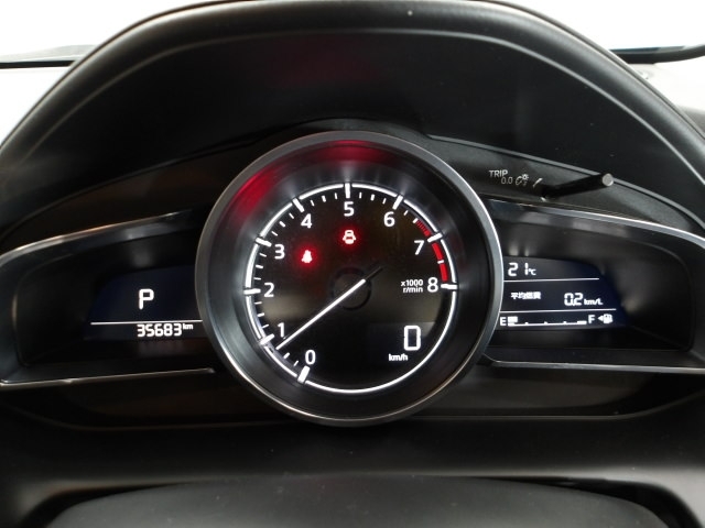 Mazda CX-3 4