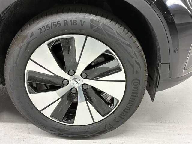 Volvo XC40 12
