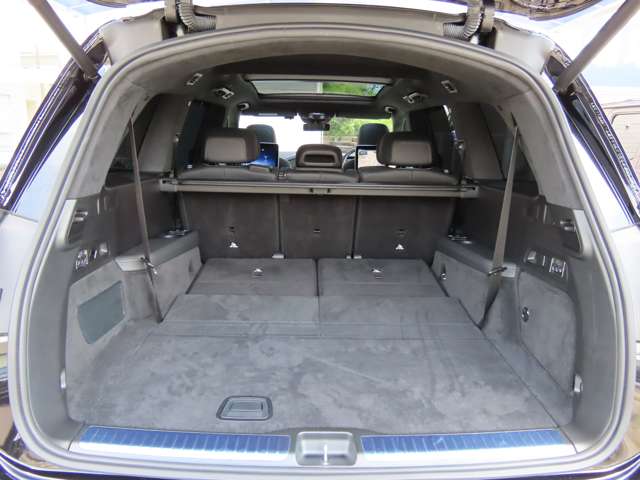 Mercedes-Benz GLS 10