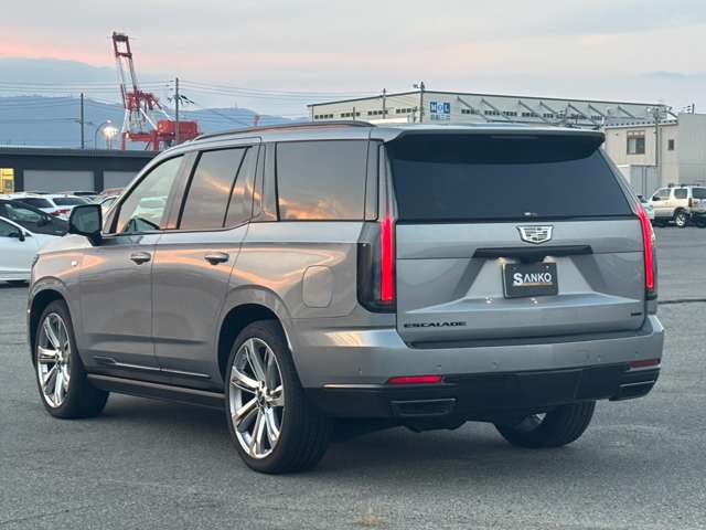 Cadillac エスカレード 7