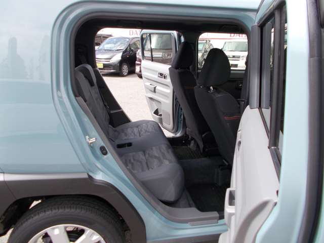 Daihatsu Taft 12
