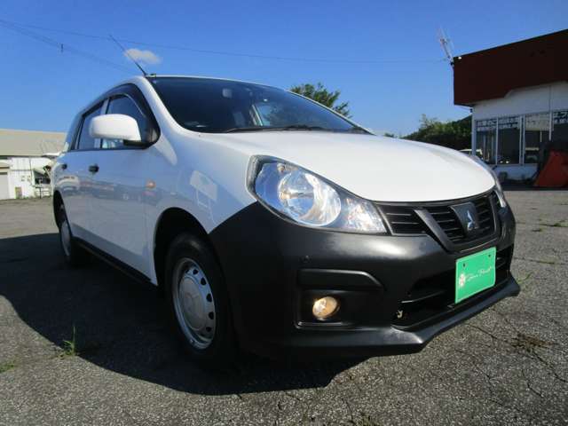Mitsubishi ランサーカーゴ 3