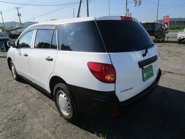 Mitsubishi ランサーカーゴ 10