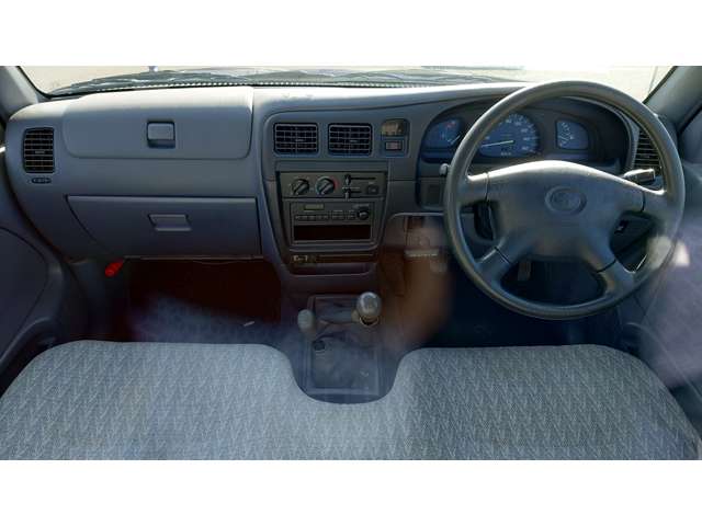 Toyota Hilux 8
