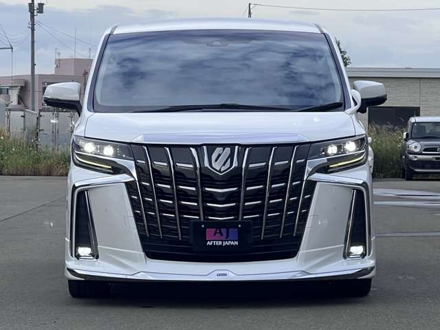 Toyota Alphard 2