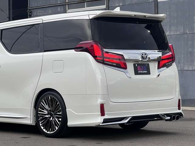 Toyota Alphard 10