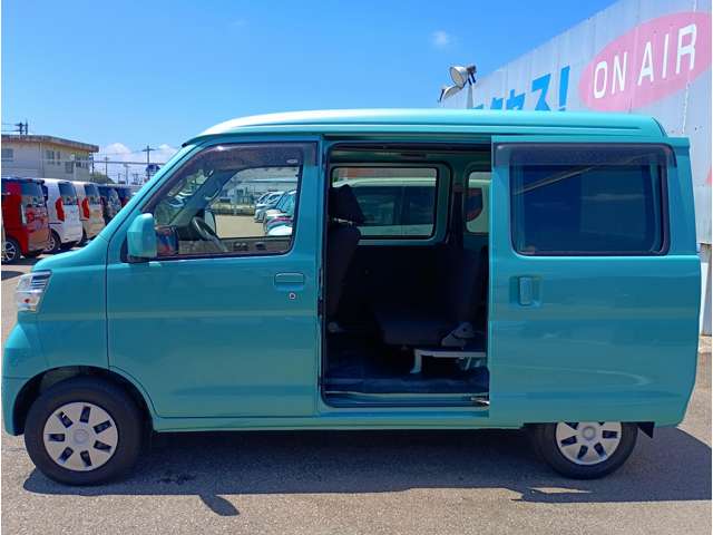 Daihatsu Hijet Cargo 11