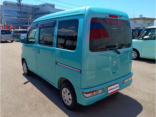 Daihatsu Hijet Cargo 9