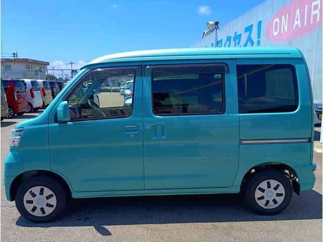 Daihatsu Hijet Cargo 10