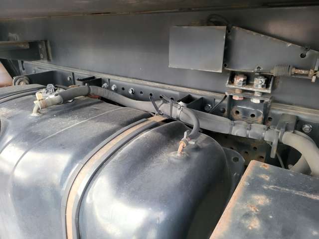 Isuzu Elf 11