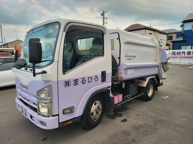Isuzu Elf 3