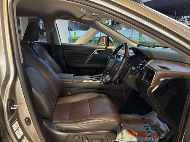 Lexus RX 7