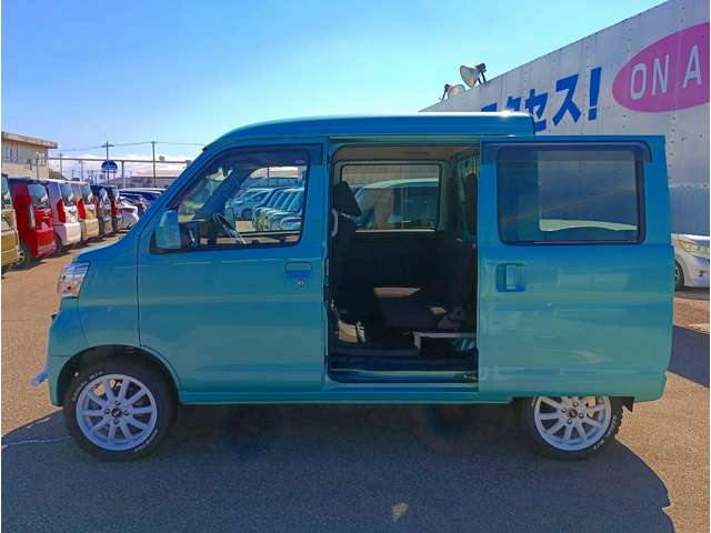 Daihatsu Hijet Deck Van 11