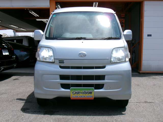Daihatsu Hijet Cargo 4