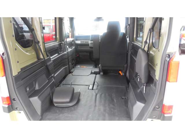 Honda N-VAN 11