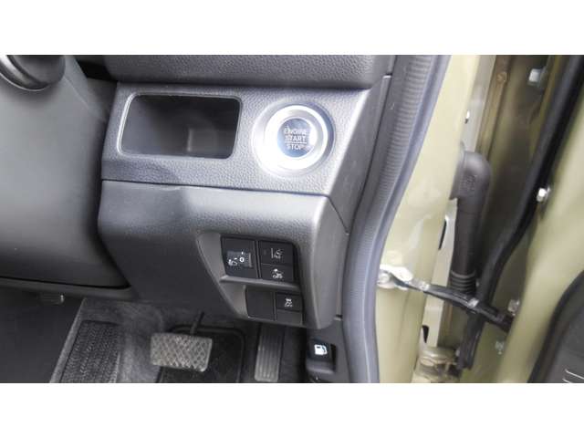Honda N-VAN 12