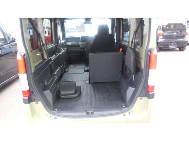 Honda N-VAN 9