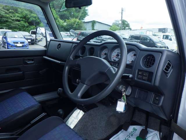 Suzuki Jimny 8