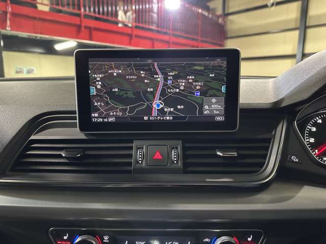 Audi Q5 6