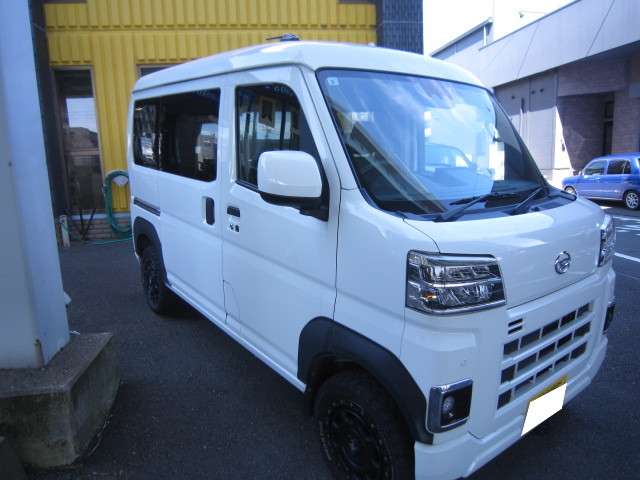 Daihatsu Hijet Cargo 6