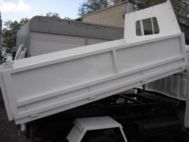 Mazda Bongo Truck 3