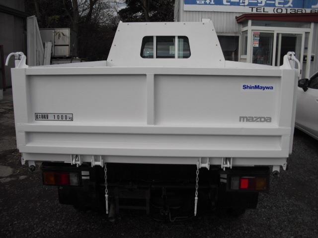 Mazda Bongo Truck 4