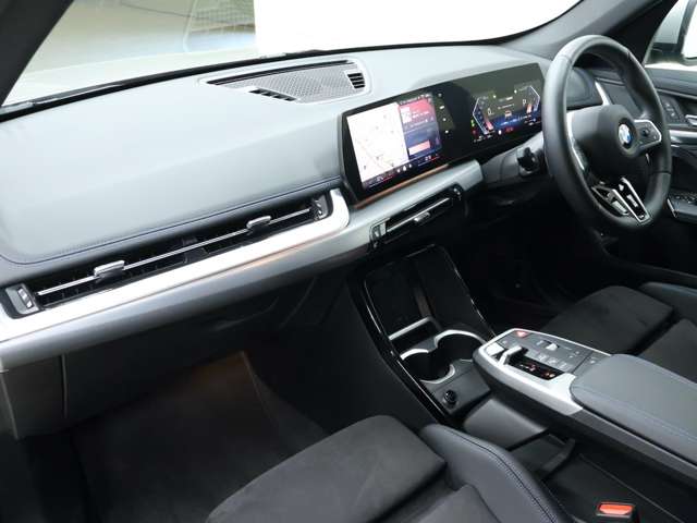 BMW X1 12