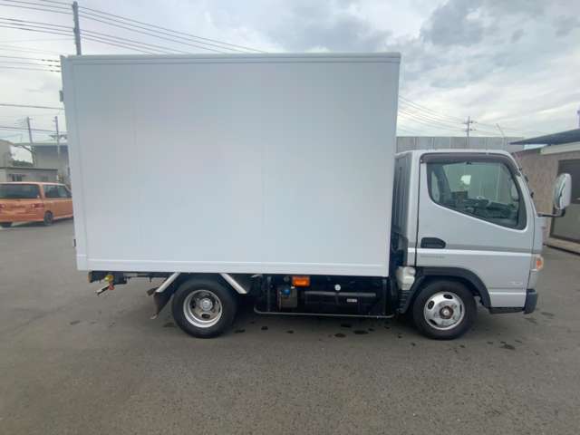 Mitsubishi Fuso Canter 4