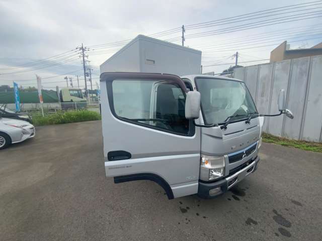 Mitsubishi Fuso Canter 10
