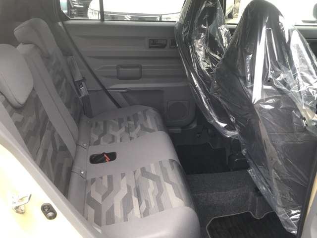 Daihatsu Taft 8