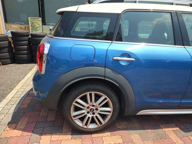 MINI Crossover 6