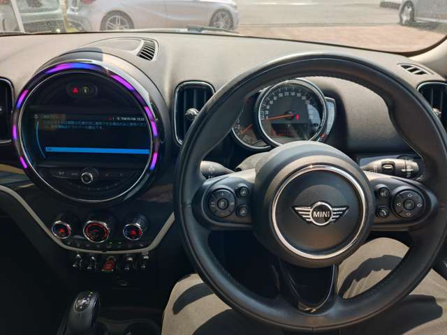 MINI Crossover 9