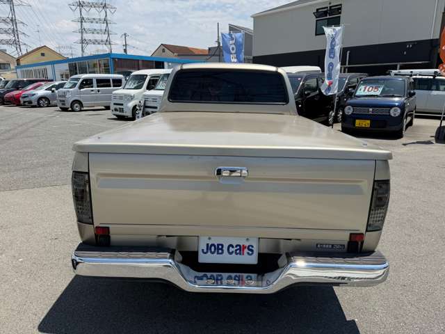 Toyota Hilux 9