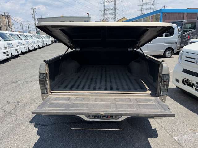 Toyota Hilux 10