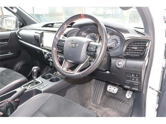 Toyota Hilux 12