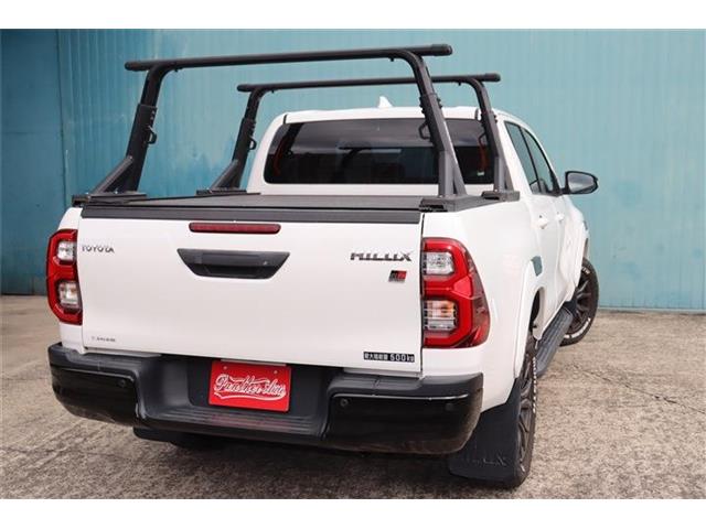 Toyota Hilux 3