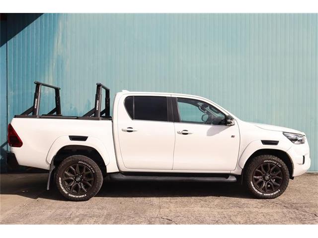 Toyota Hilux 4