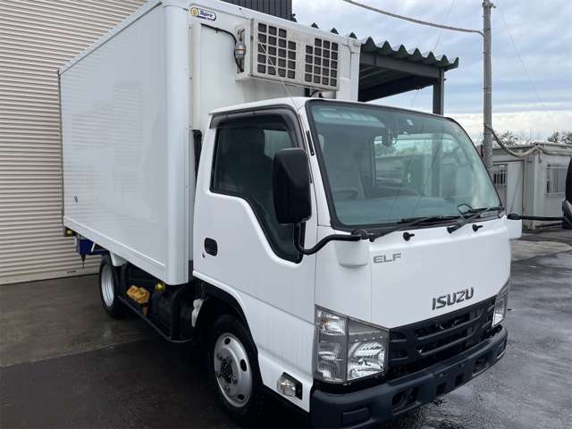 Isuzu Elf 3