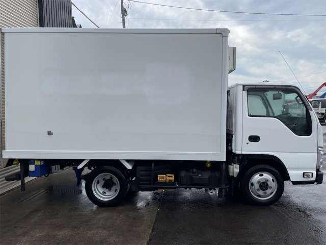 Isuzu Elf 5