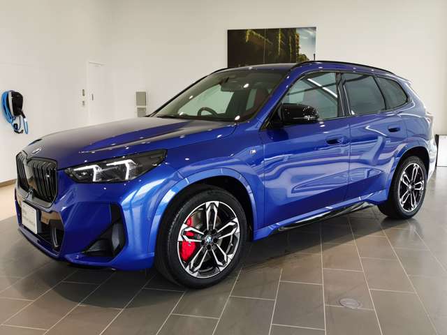 BMW X1 12