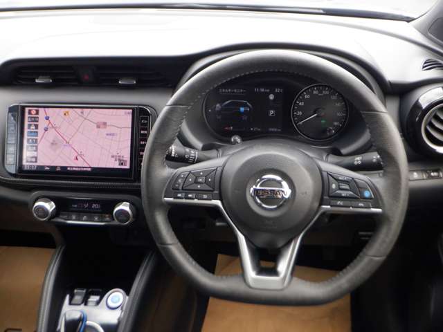 Nissan Kicks 4