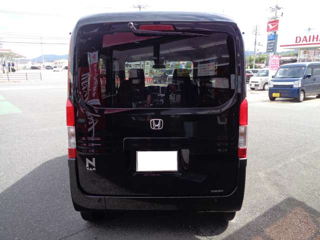 Honda N-VAN 8