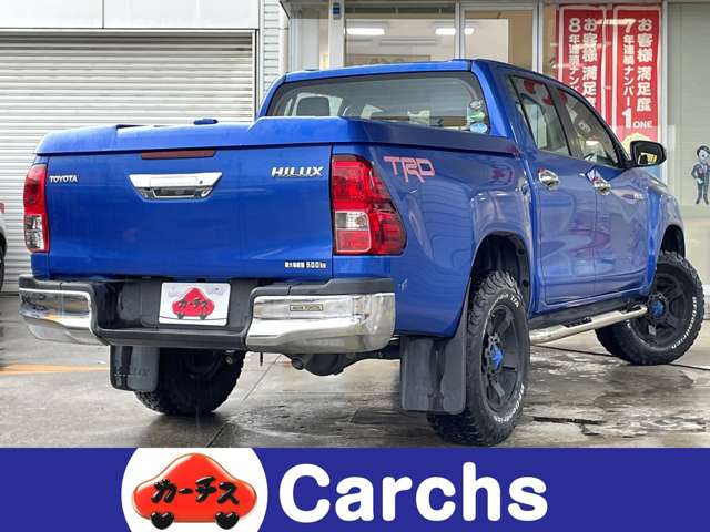 Toyota Hilux 2