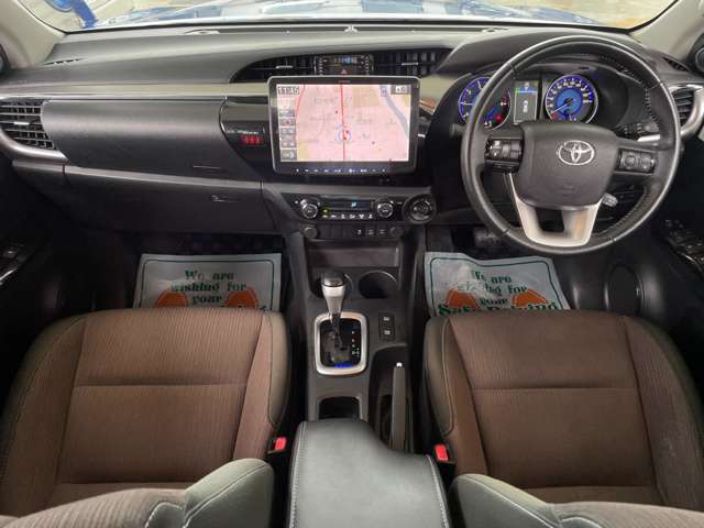 Toyota Hilux 3