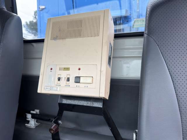 Isuzu Elf 11