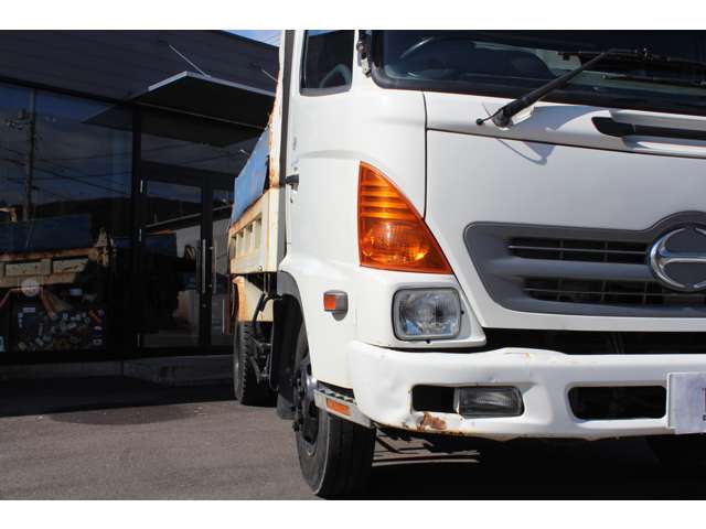 Hino Ranger 8