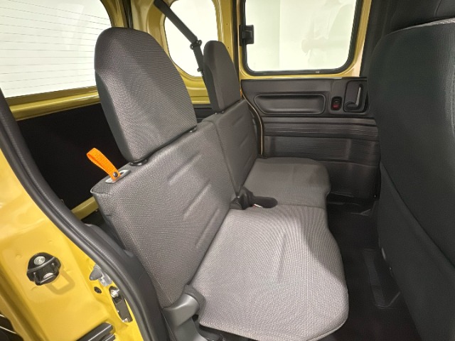 Honda N-VAN 12